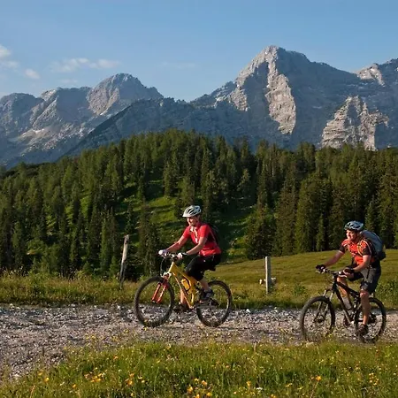 & Restaurant Dankl 3* Lofer